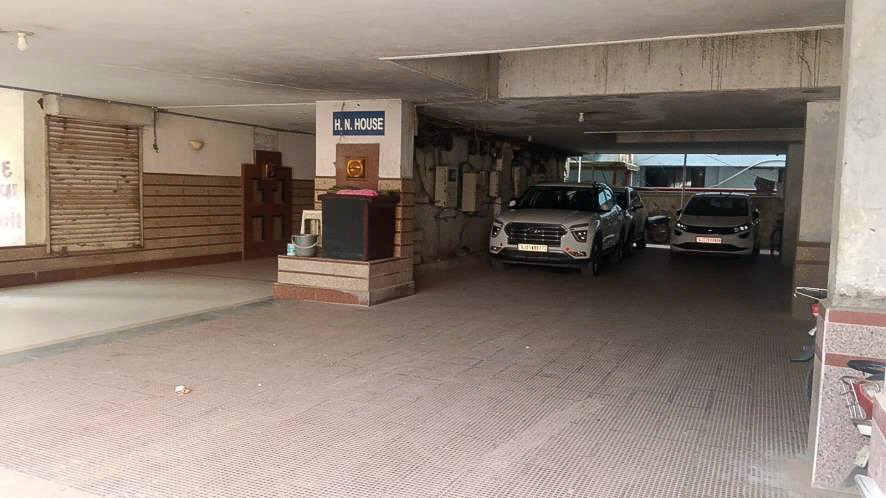 Office for Sale in Ahmedabad — photo 7