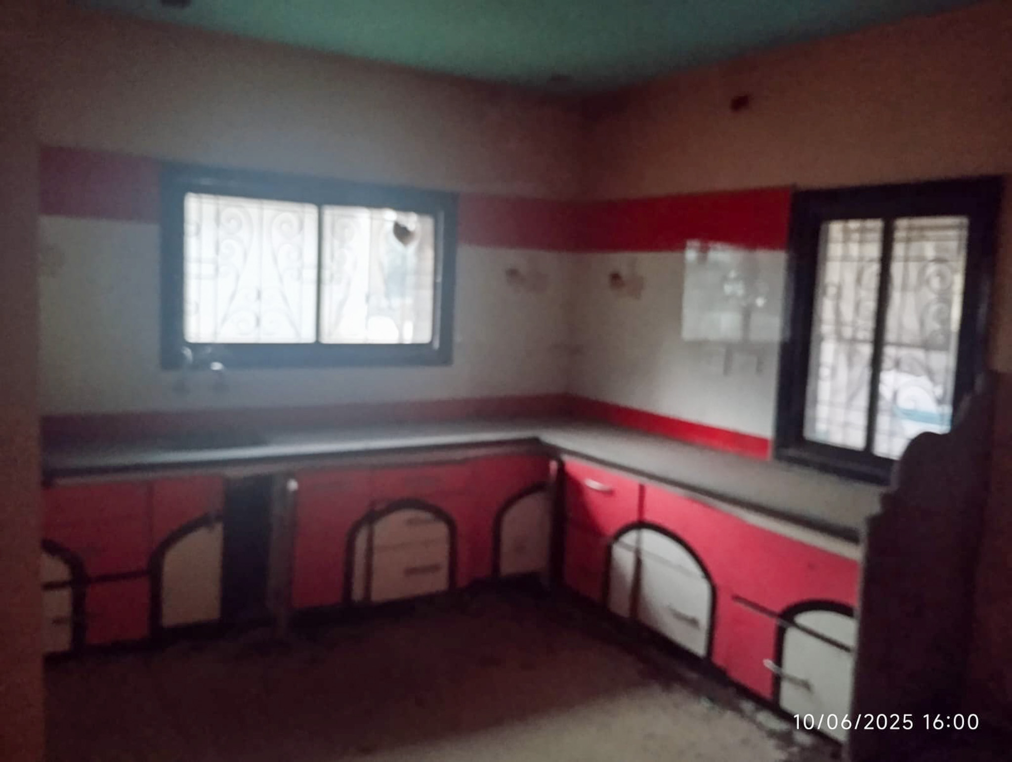 Shed with Plant and Machinery for Sale in Kalamb — photo 3