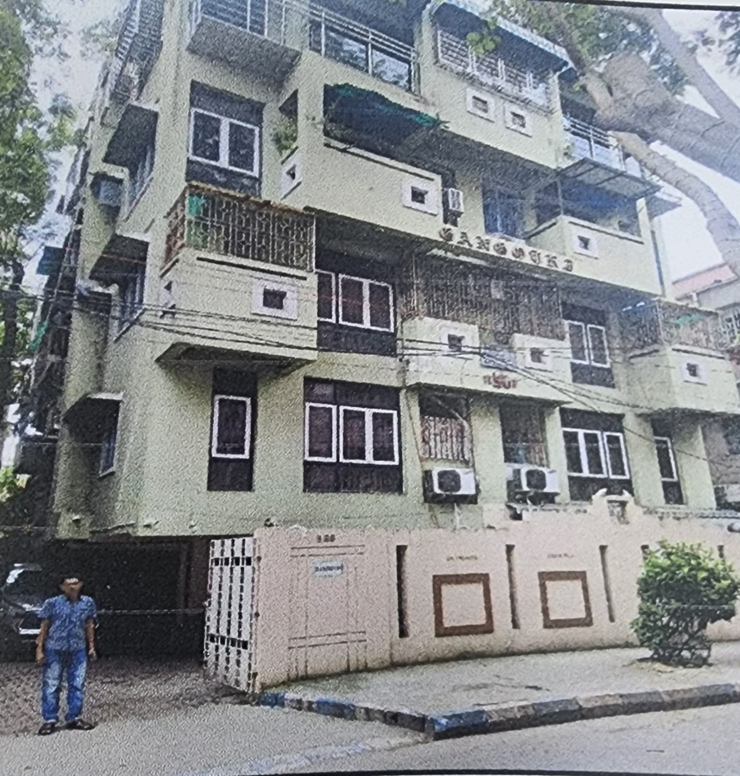 Flat for Sale in Kolkata — photo 1
