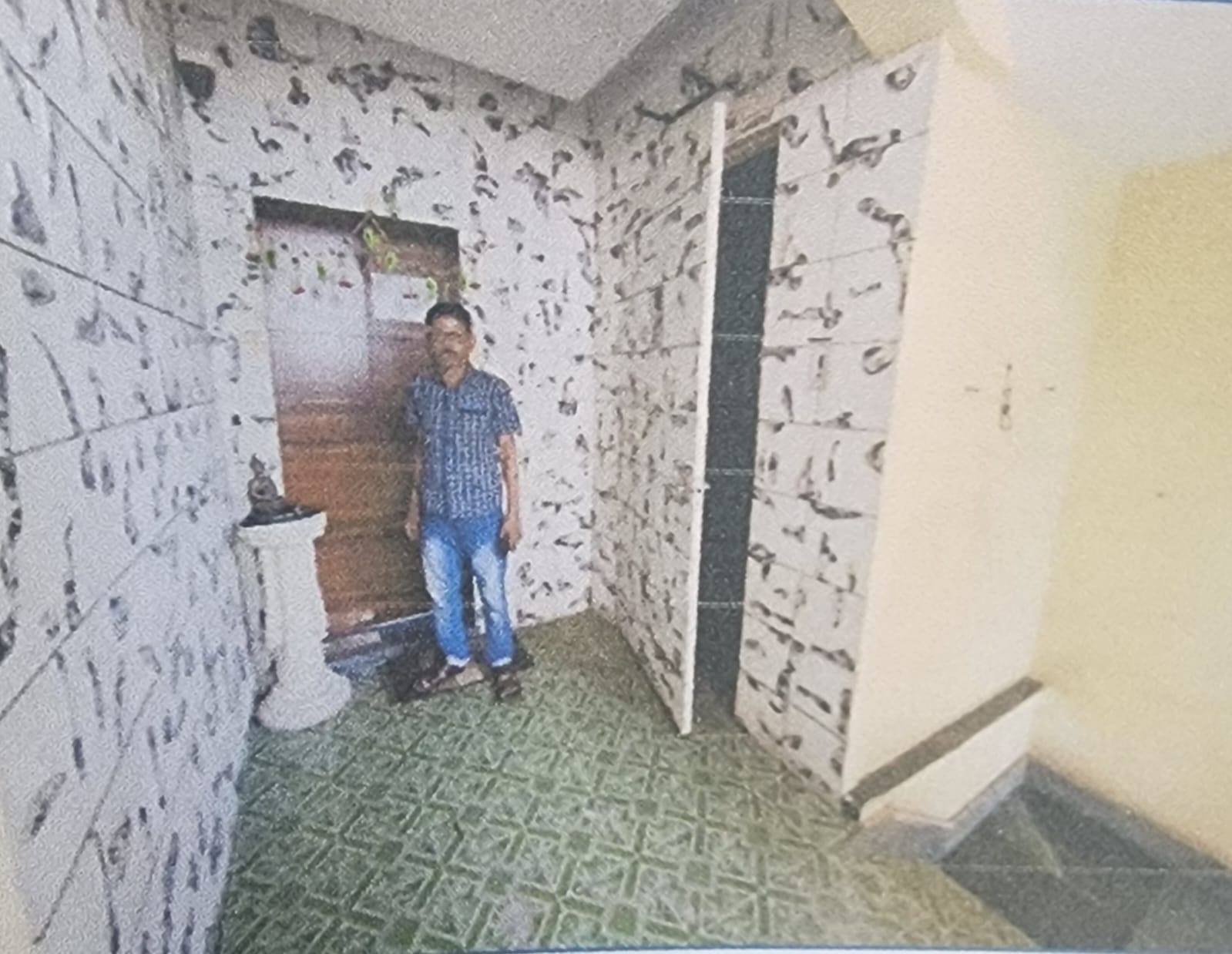Flat for Sale in Kolkata — photo 3