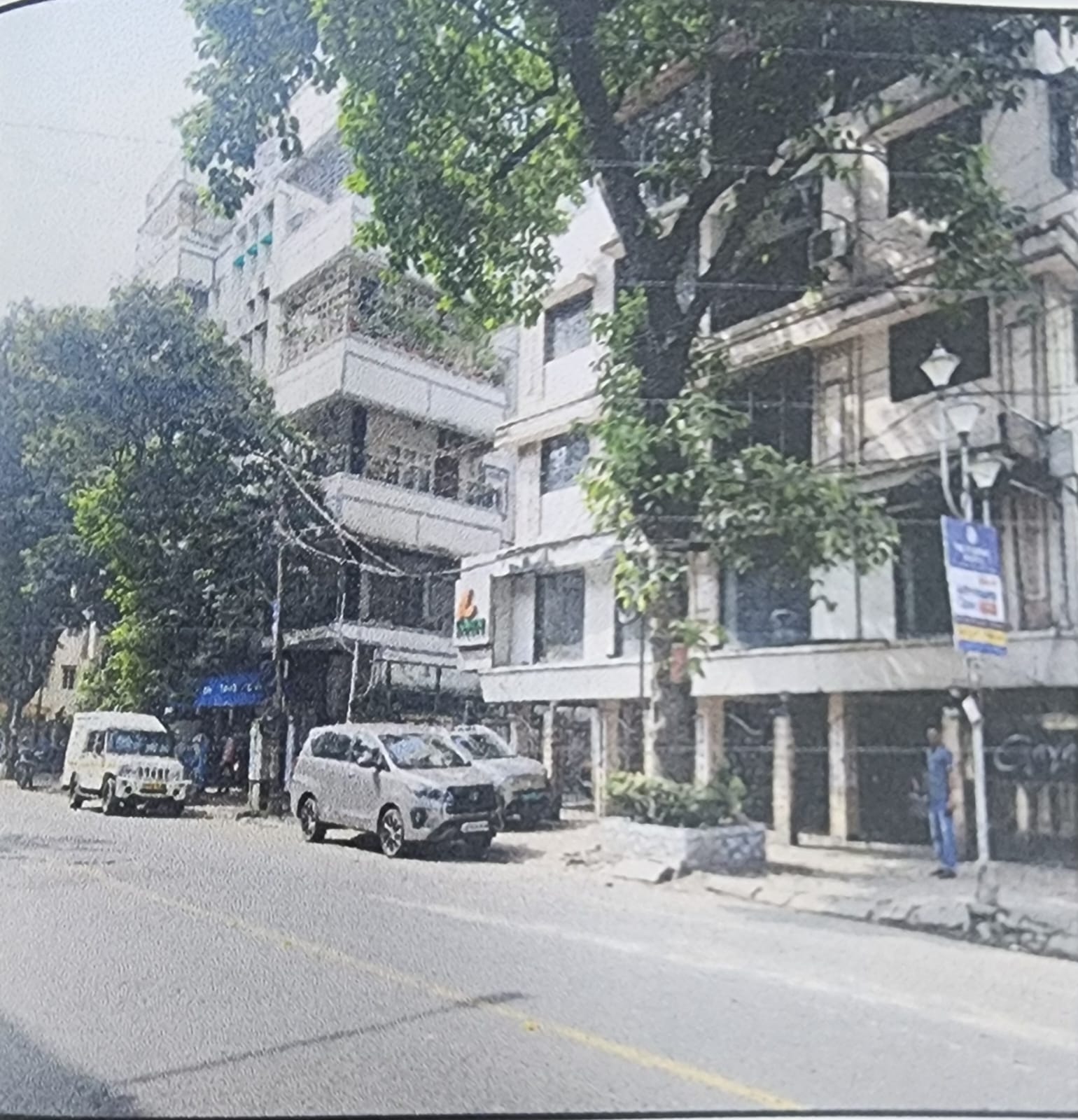 Flat for Sale in Kolkata — photo 1