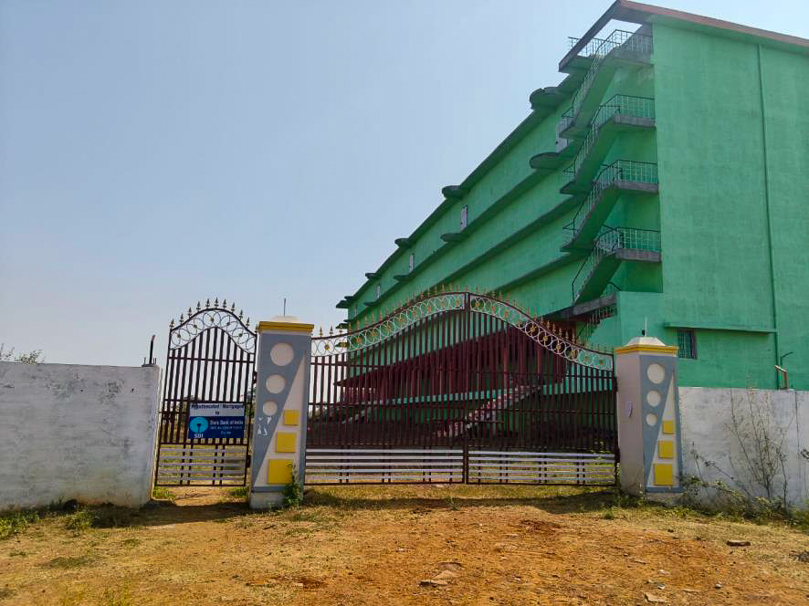 Shed with Plant and Machinery for Sale in GURAJALA, Gurzala — photo 3