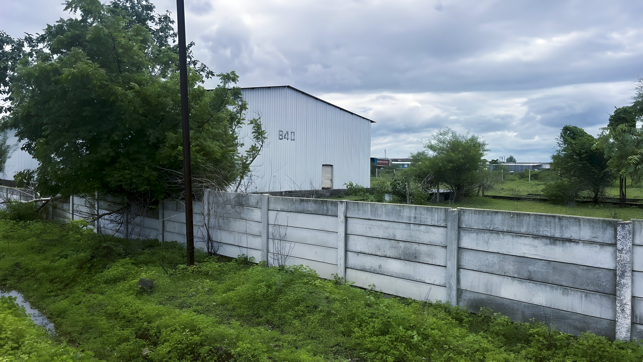 Industrial Shed for Sale in Chalisgaon — photo 1