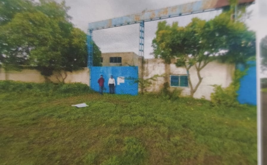 Industrial Plot with Factory Building for Sale in Gangapur — photo 2