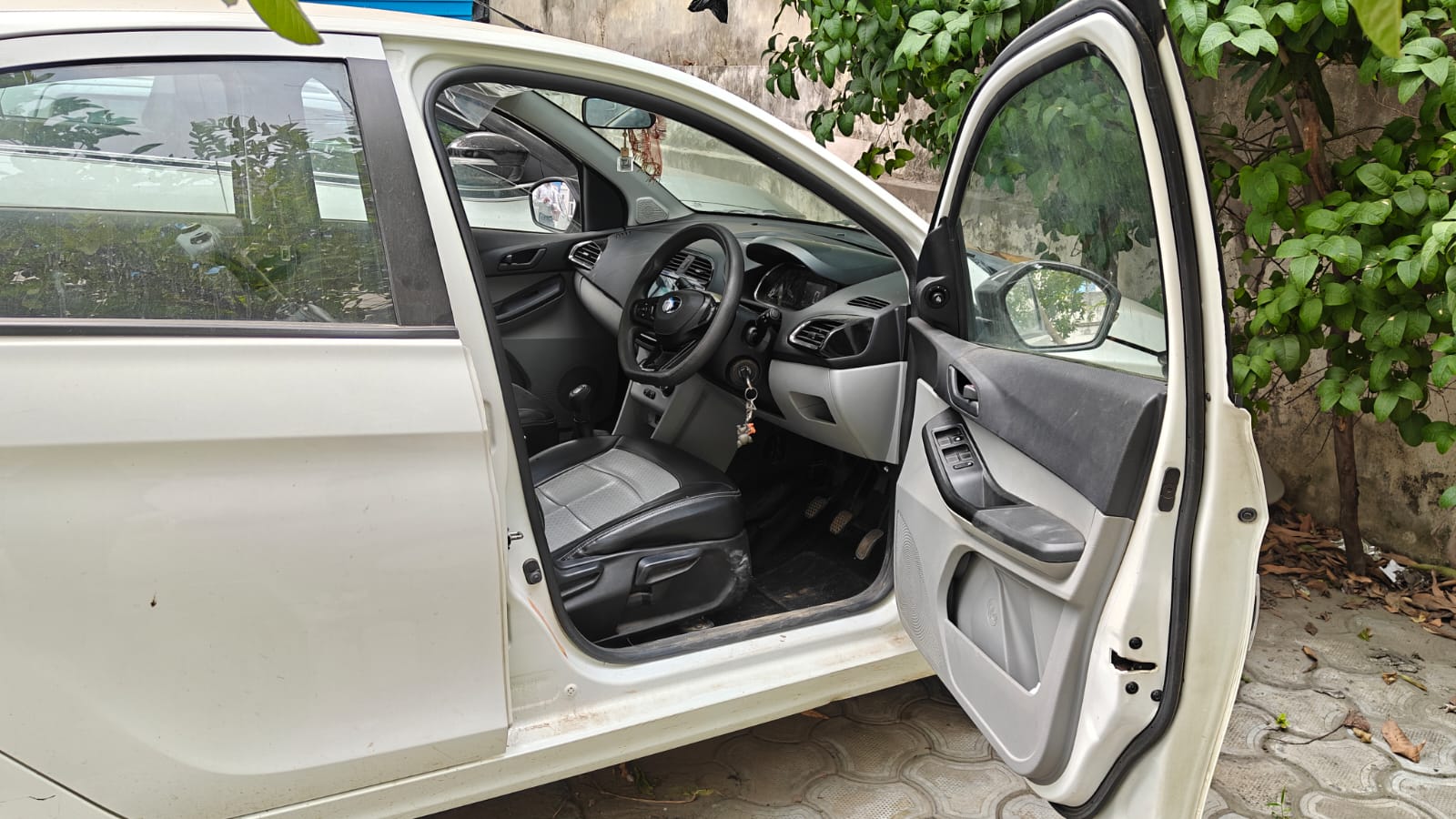 CAR TATA Tiago XT 1.2 RTN for Sale in LUDHIANA, Ludhiana — photo 3