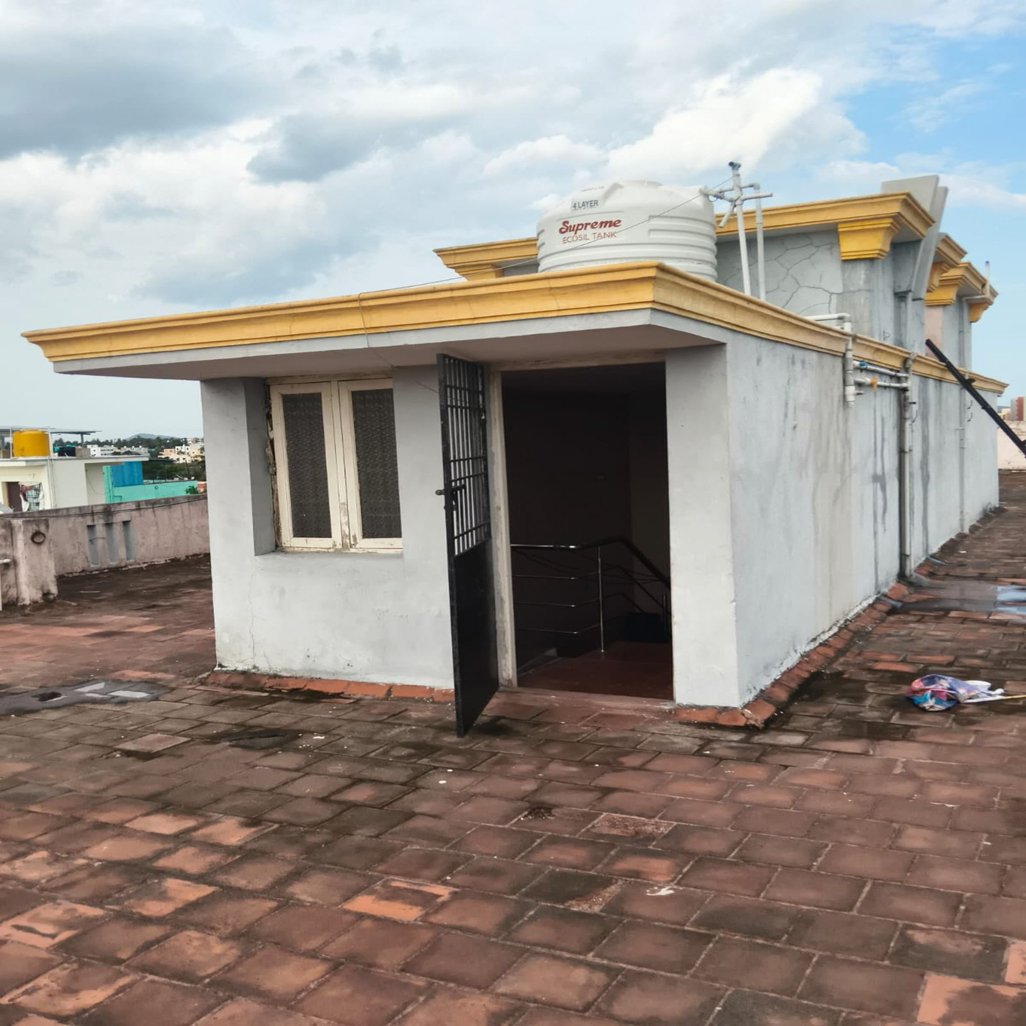 2 BHK Flat for Sale in SAKTHIVEL BUILDERS, KAYIRAMBEDU CHENNAI, Maraimalai Nagar — photo 11