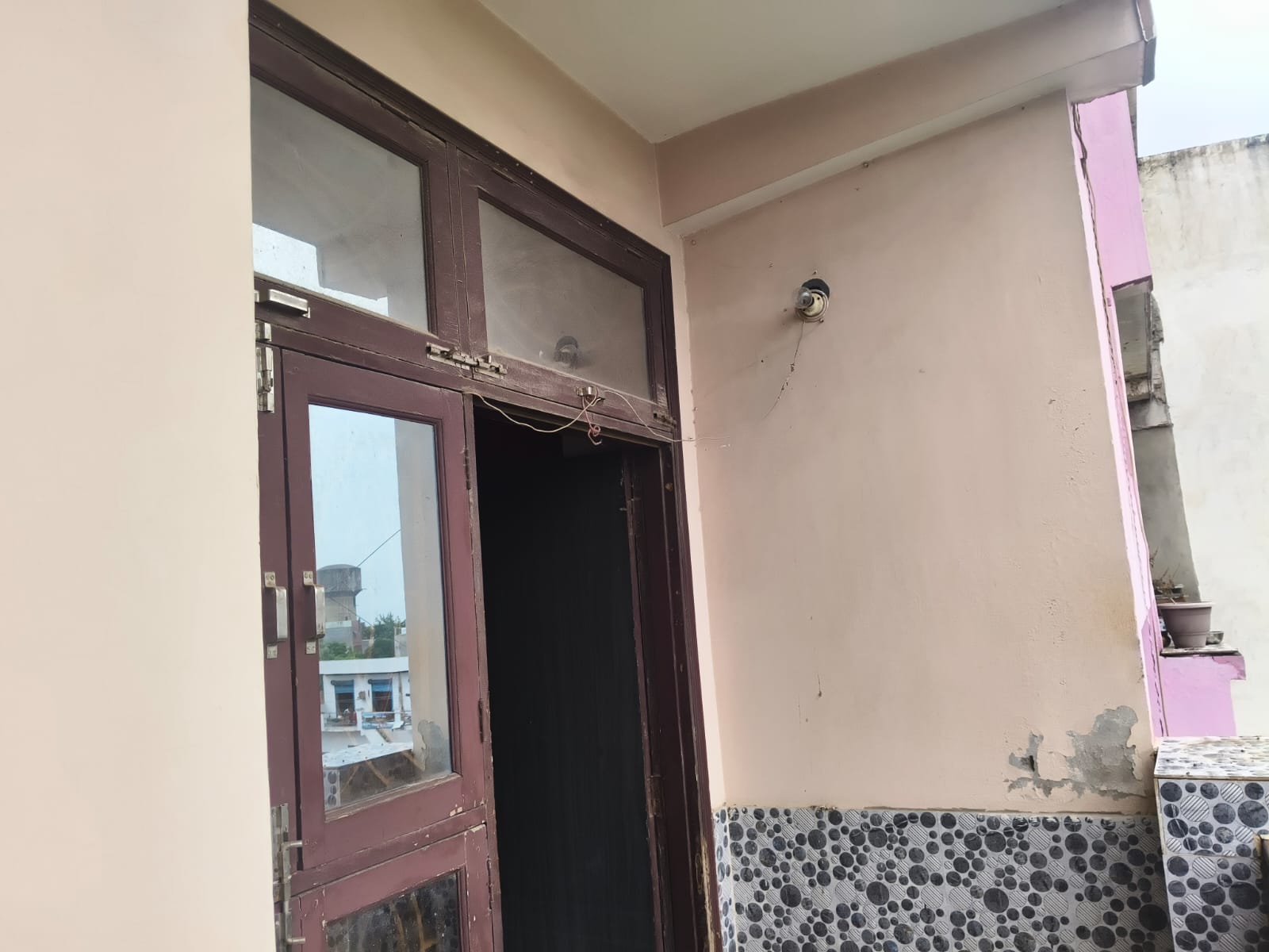 Flat for Sale in Ghaziabad — photo 8