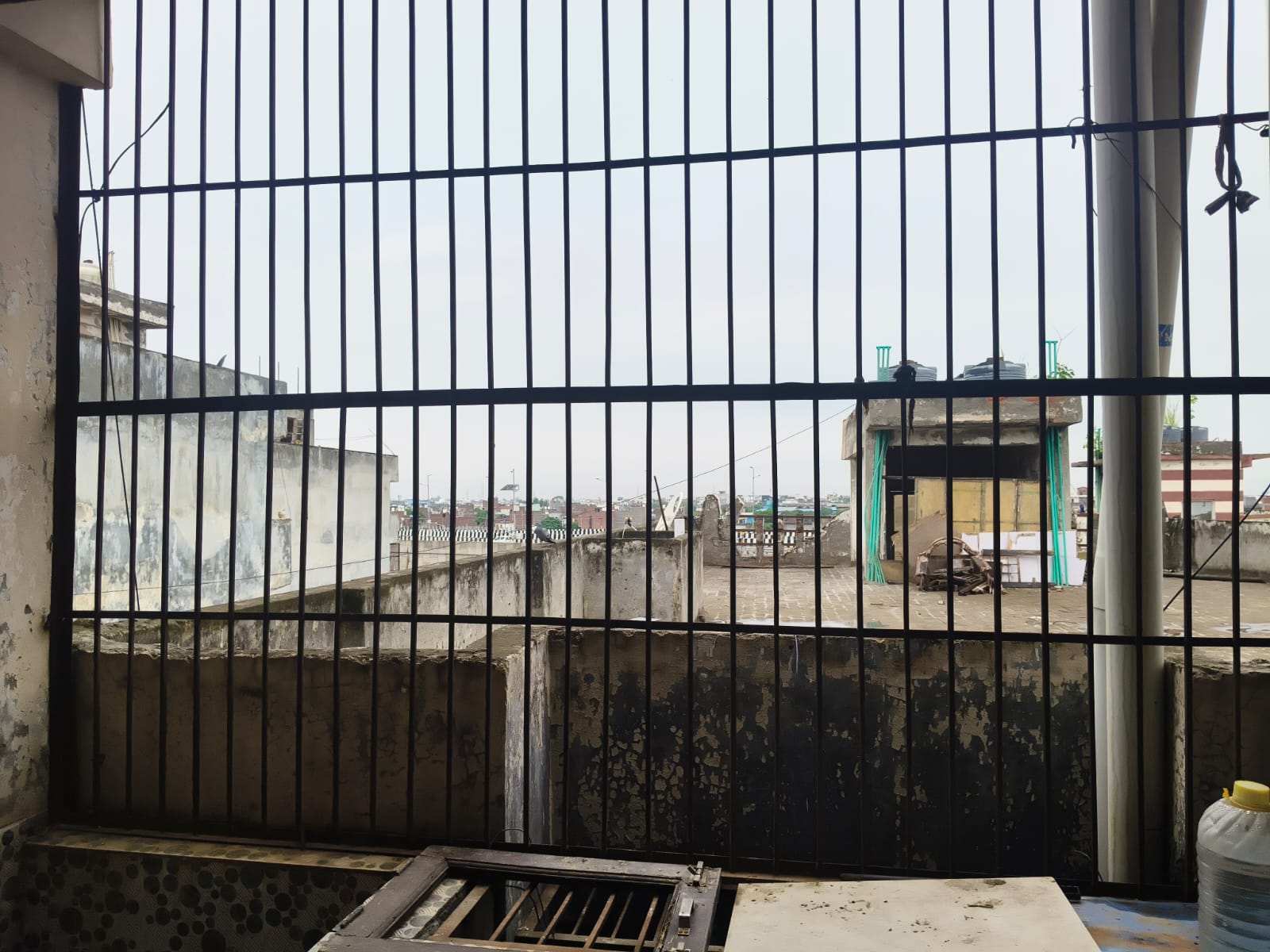 Flat for Sale in Ghaziabad — photo 9