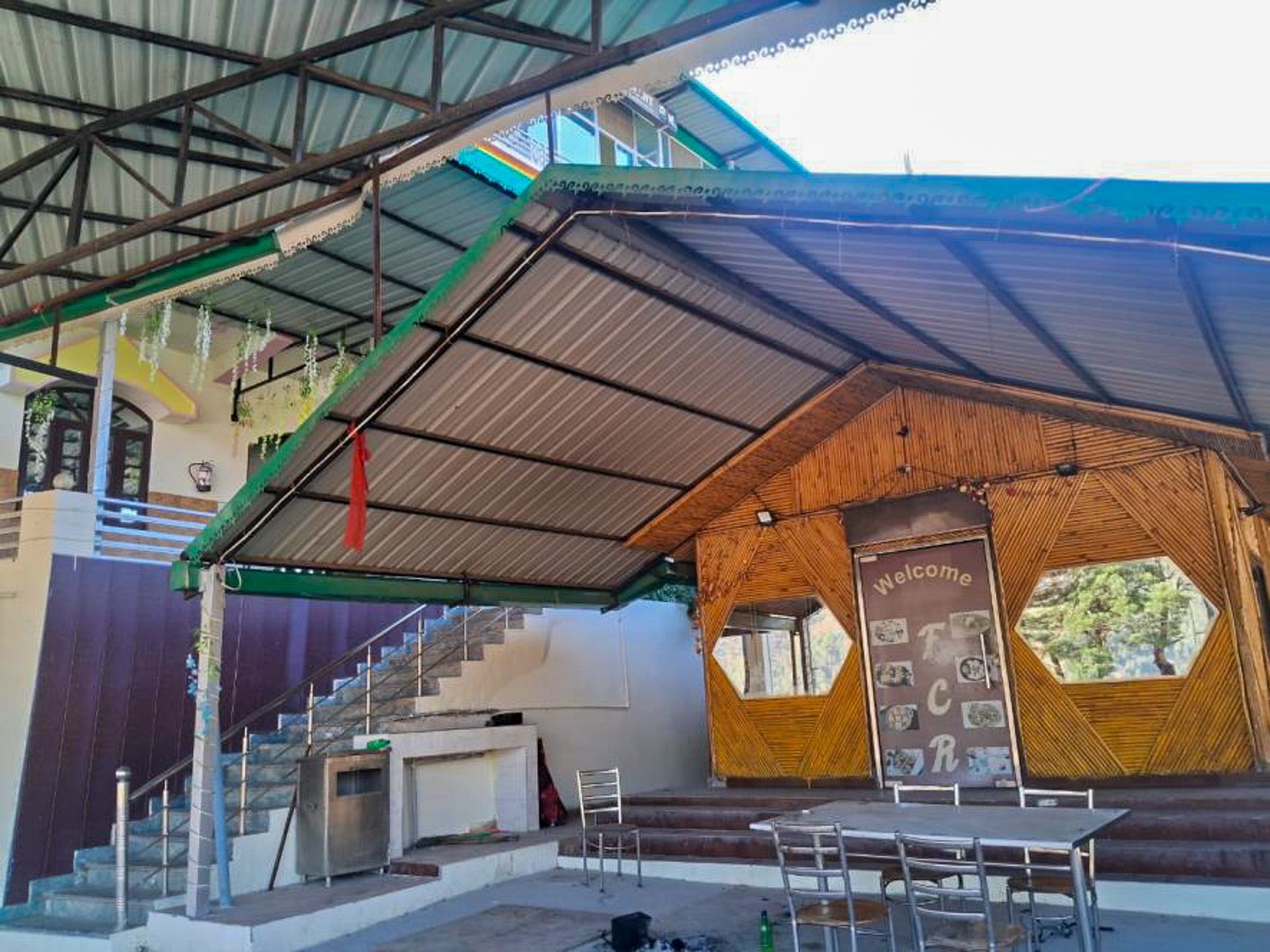 Hotel for Sale in Friends Club Resort, Dharasu Marg chamba, Chamba — photo 8