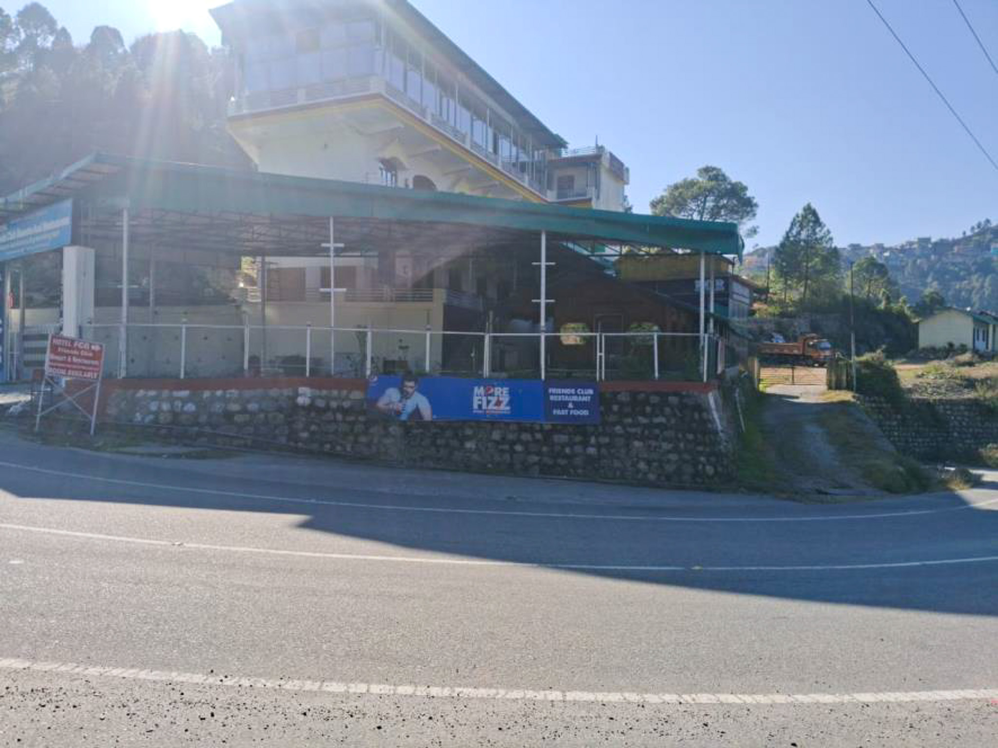 Hotel for Sale in Friends Club Resort, Dharasu Marg chamba, Chamba — photo 9