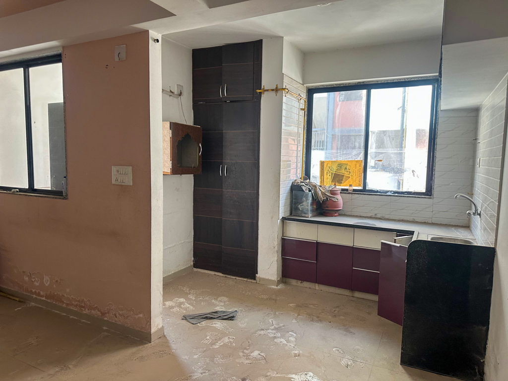 2 BHK Flat for Sale in PRATHAM PARADDISE, Narol, Ahmedabad — photo 4