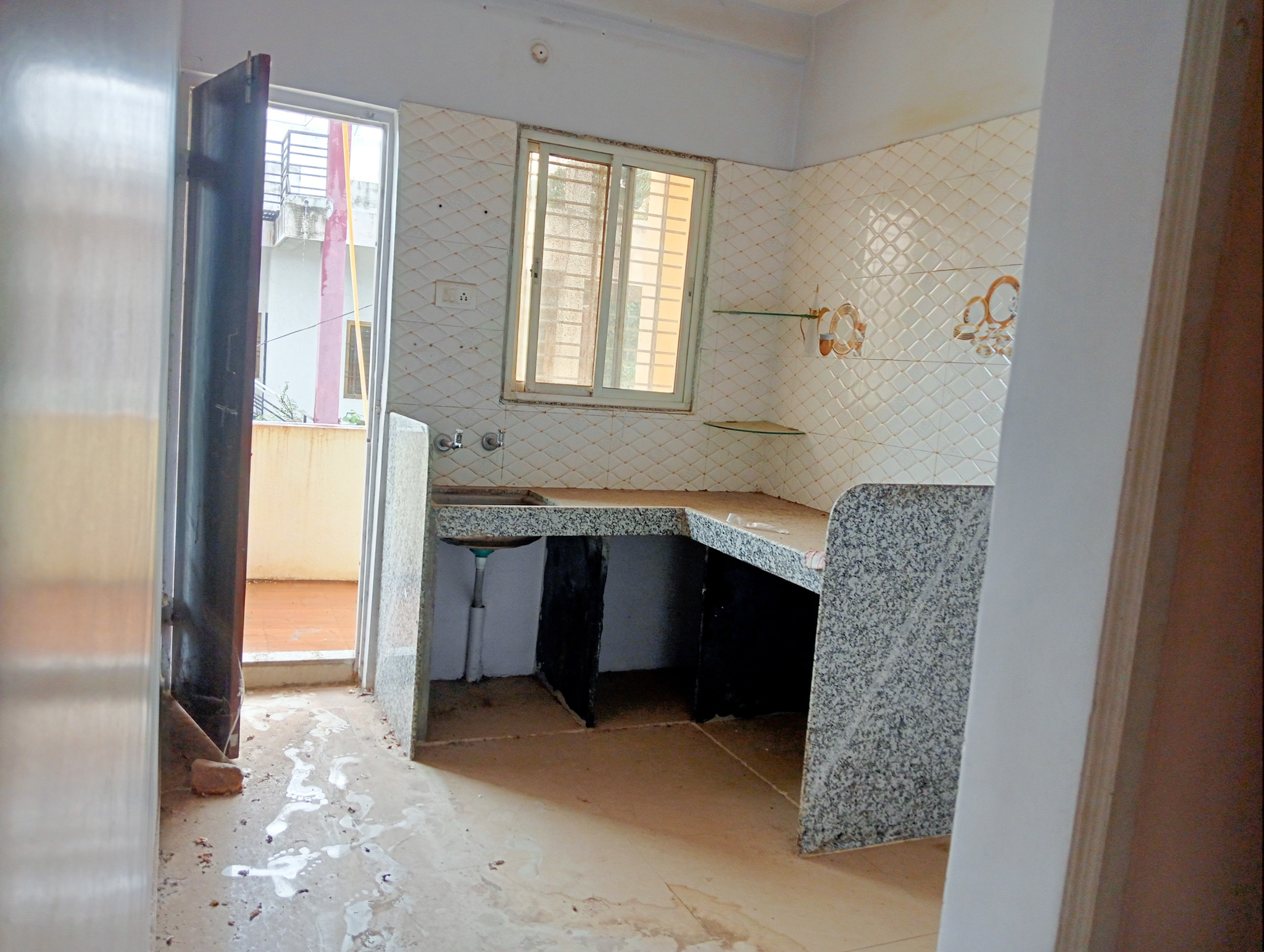 Flat for Sale in Residential Area, Jalgaon — photo 5