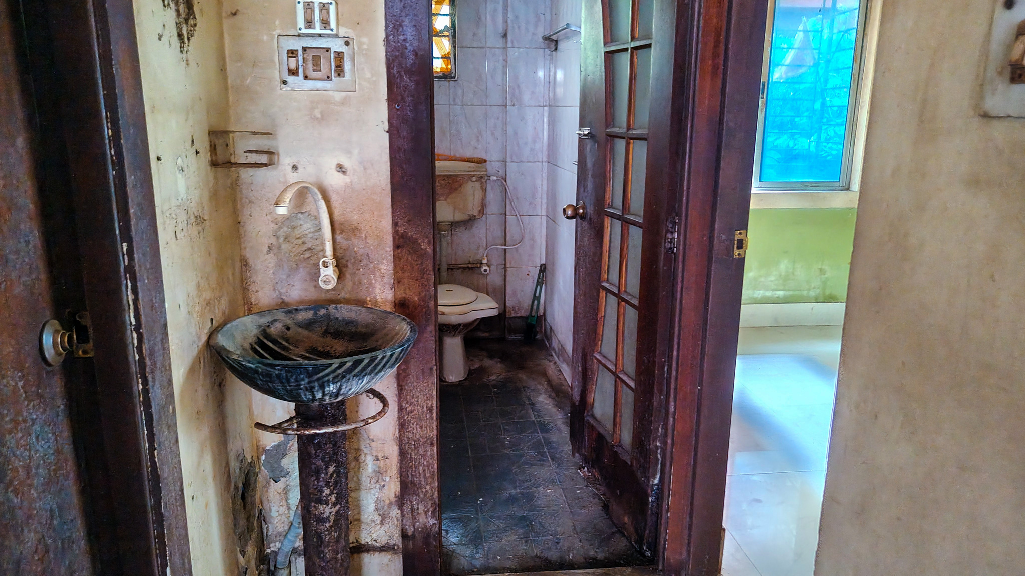 1 BHK Flat for Sale in MOHINI MAHAL, KASBA AJAYNAGAR, Kolkata — photo 13