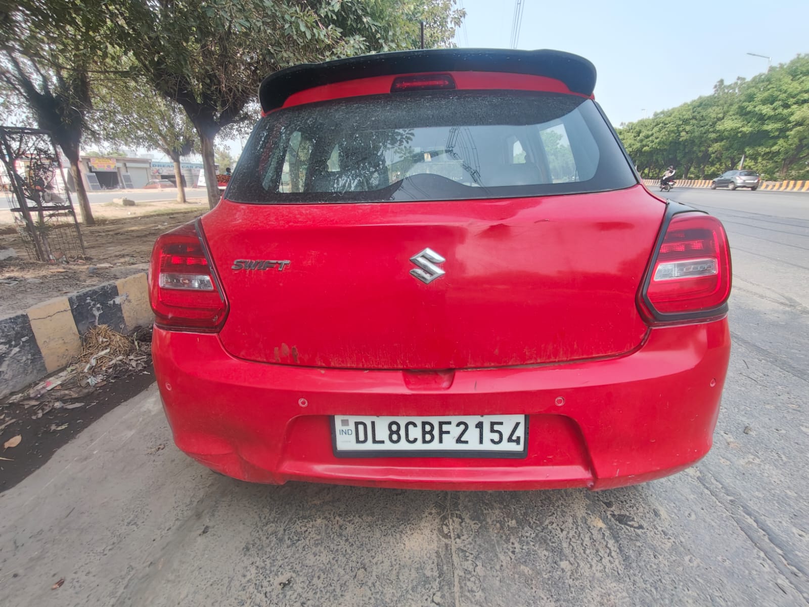 VEHICLE MARUTI SWIFT VXI REG NO DL8CBF2154 for Sale in Greater Noida, Greater Noida — photo 3