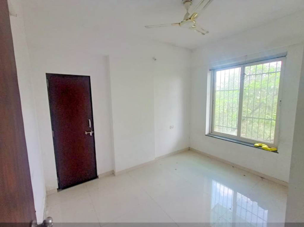 Flat for Sale in MANGALWAR PETH PUNE, Pune — photo 1