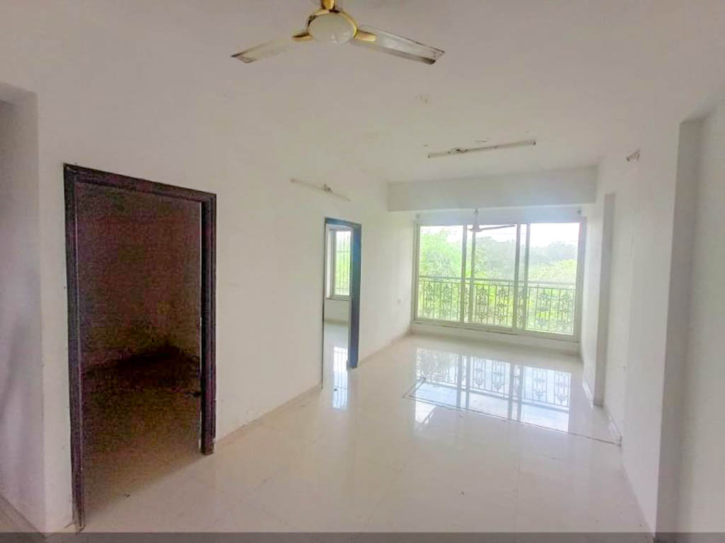 Flat for Sale in MANGALWAR PETH PUNE, Pune — photo 2