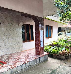 Individual House for Sale in KAYAMKULAM, Kandalloor — photo 1