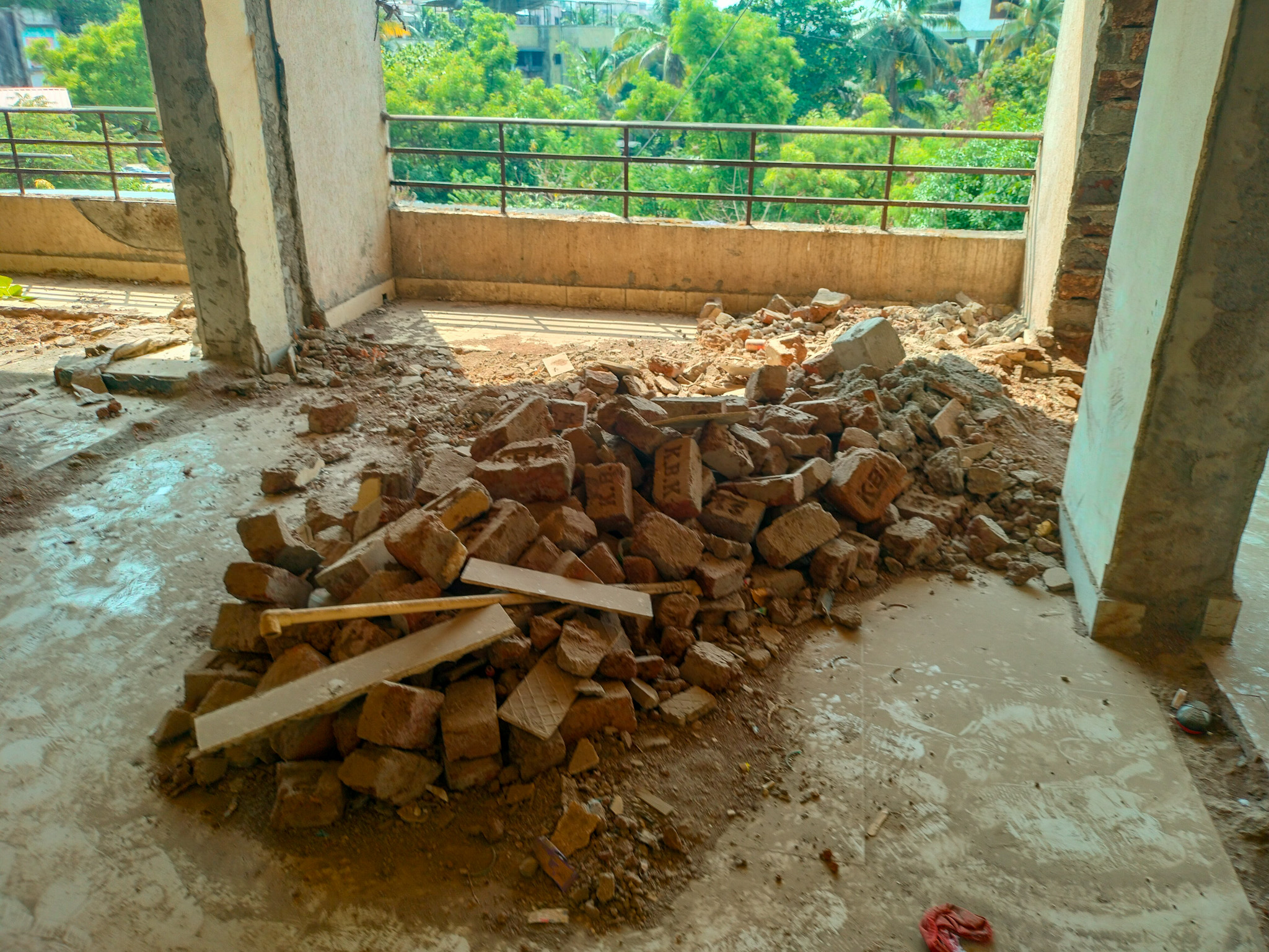 Flat for Sale in Mumbai — photo 2