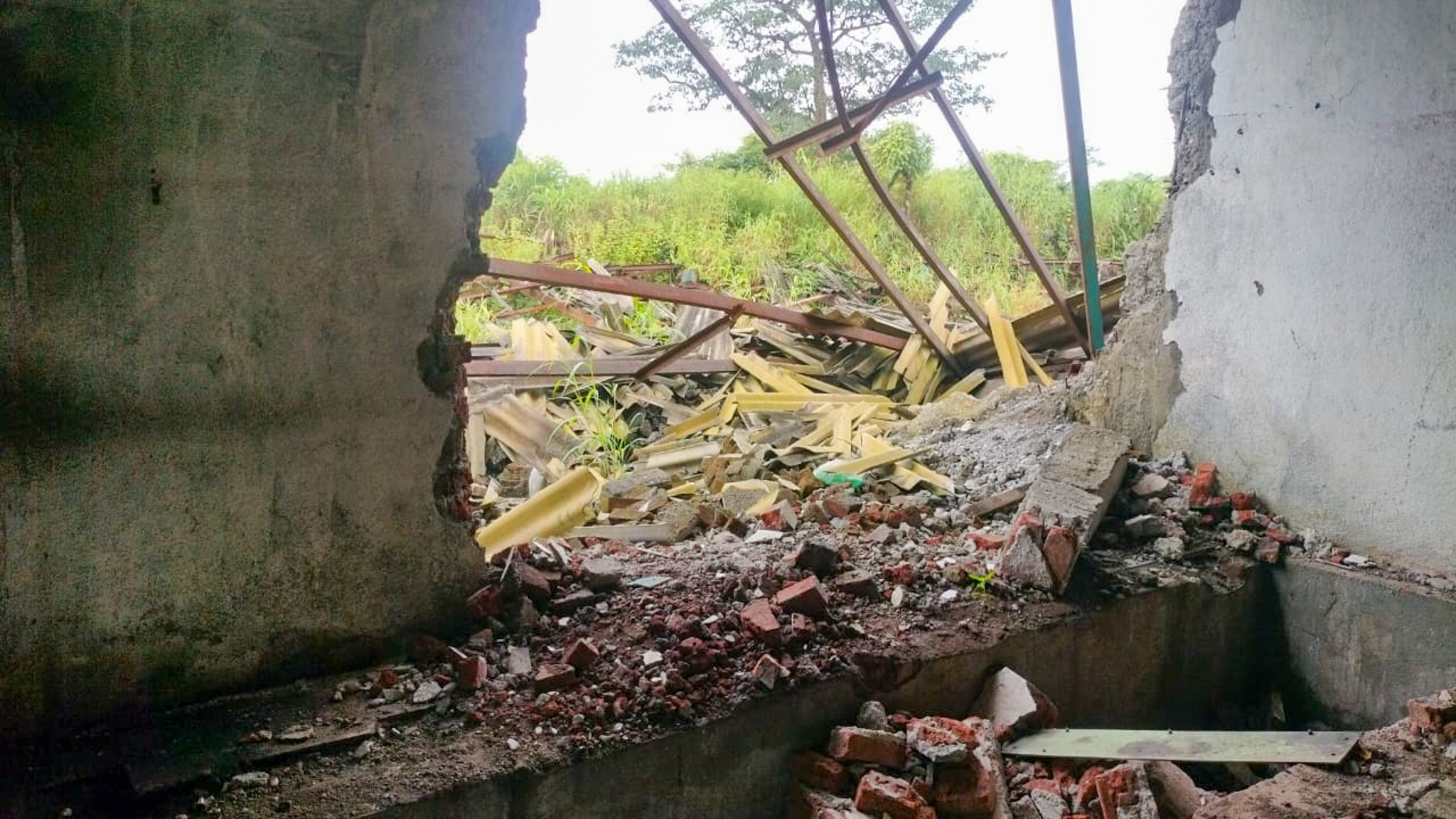 Industrial Plot with Factory Building for Sale in Biloshi, Vada — photo 13