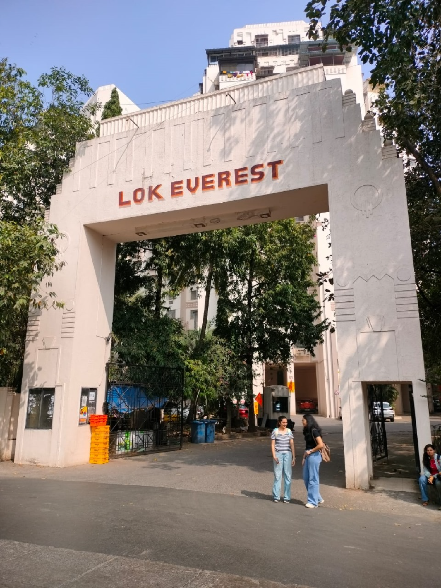 2 BHK Flat for Sale in Mulund West, Mumbai — photo 1