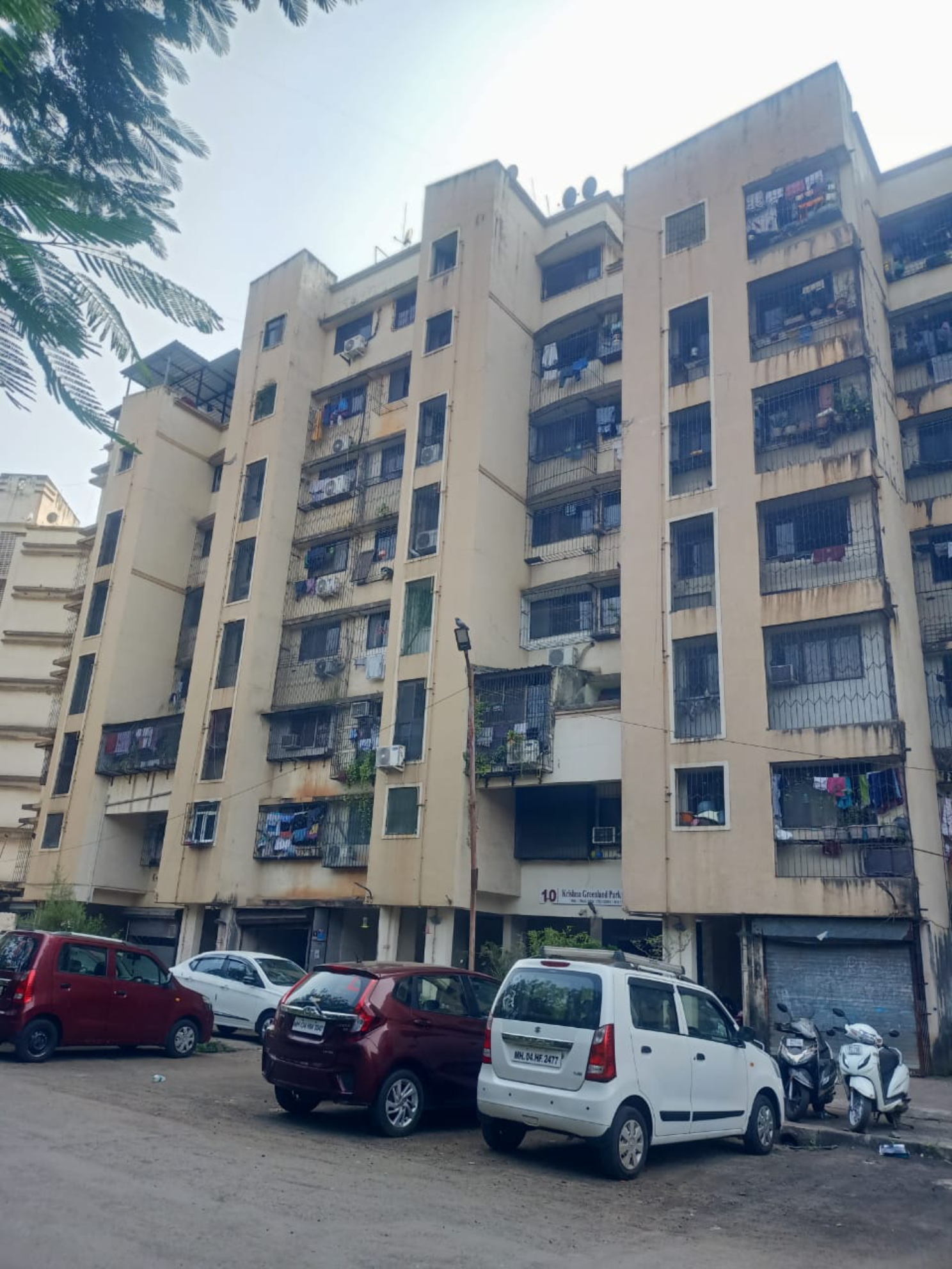 1 BHK Flat for Sale in Kasarvadavali, Thane — photo 1
