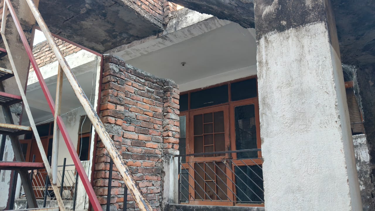 Shops for Sale in Lucknow — photo 2