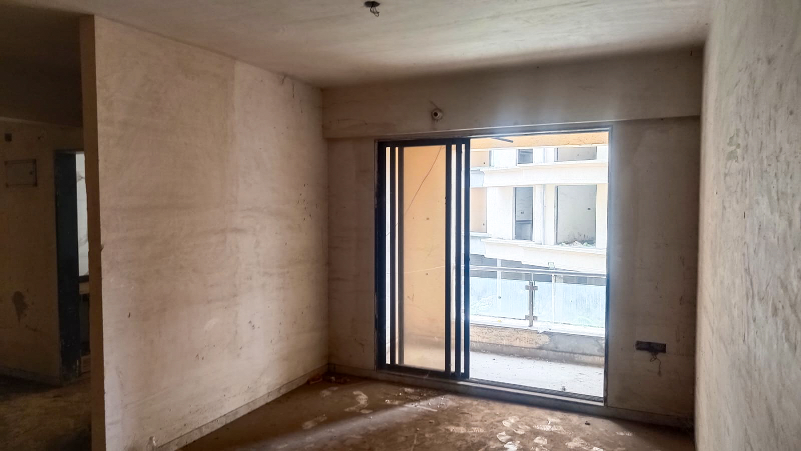 Flat for Sale in Ulhasnagar — photo 13