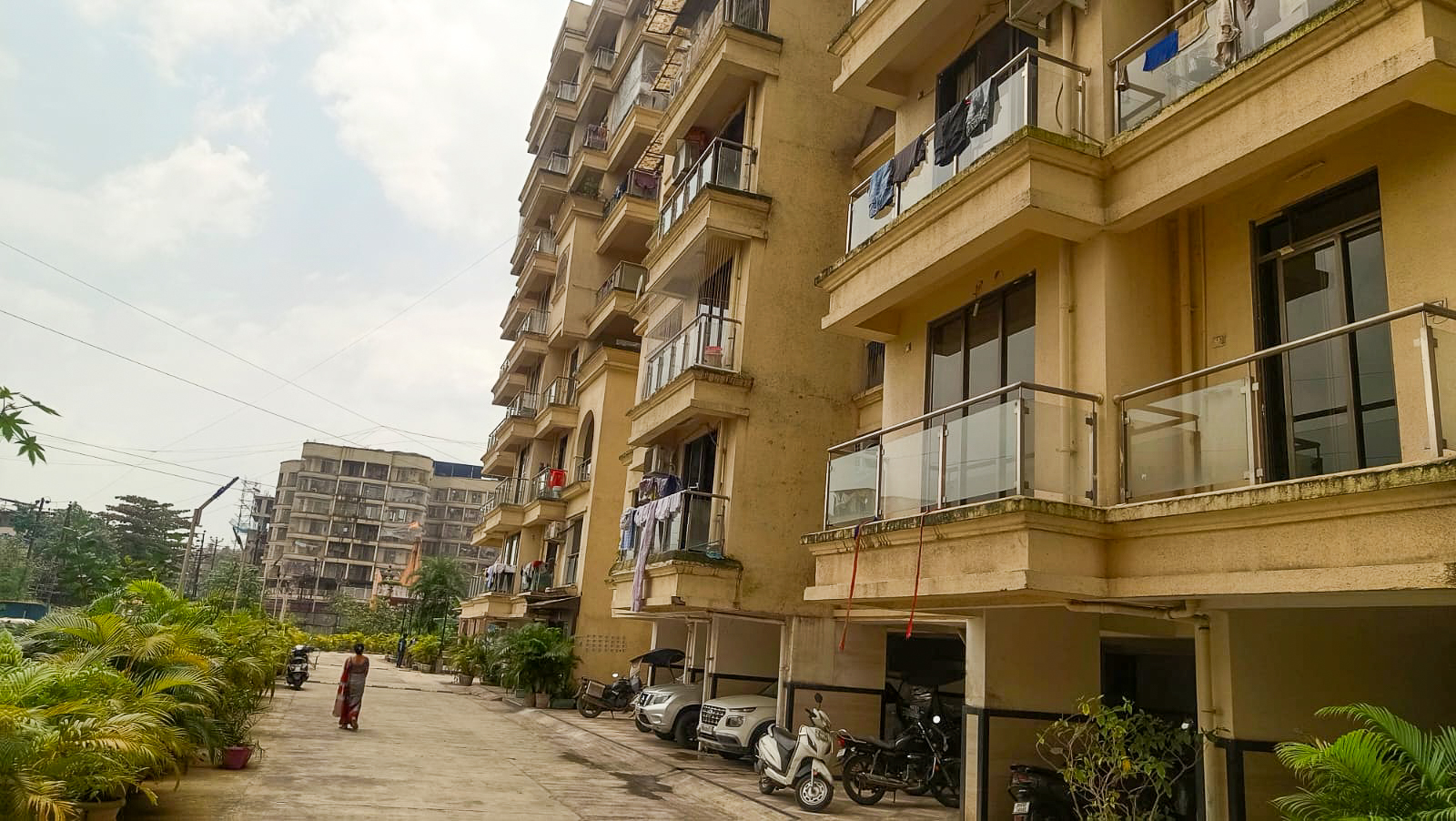 Flat for Sale in Ulhasnagar — photo 1