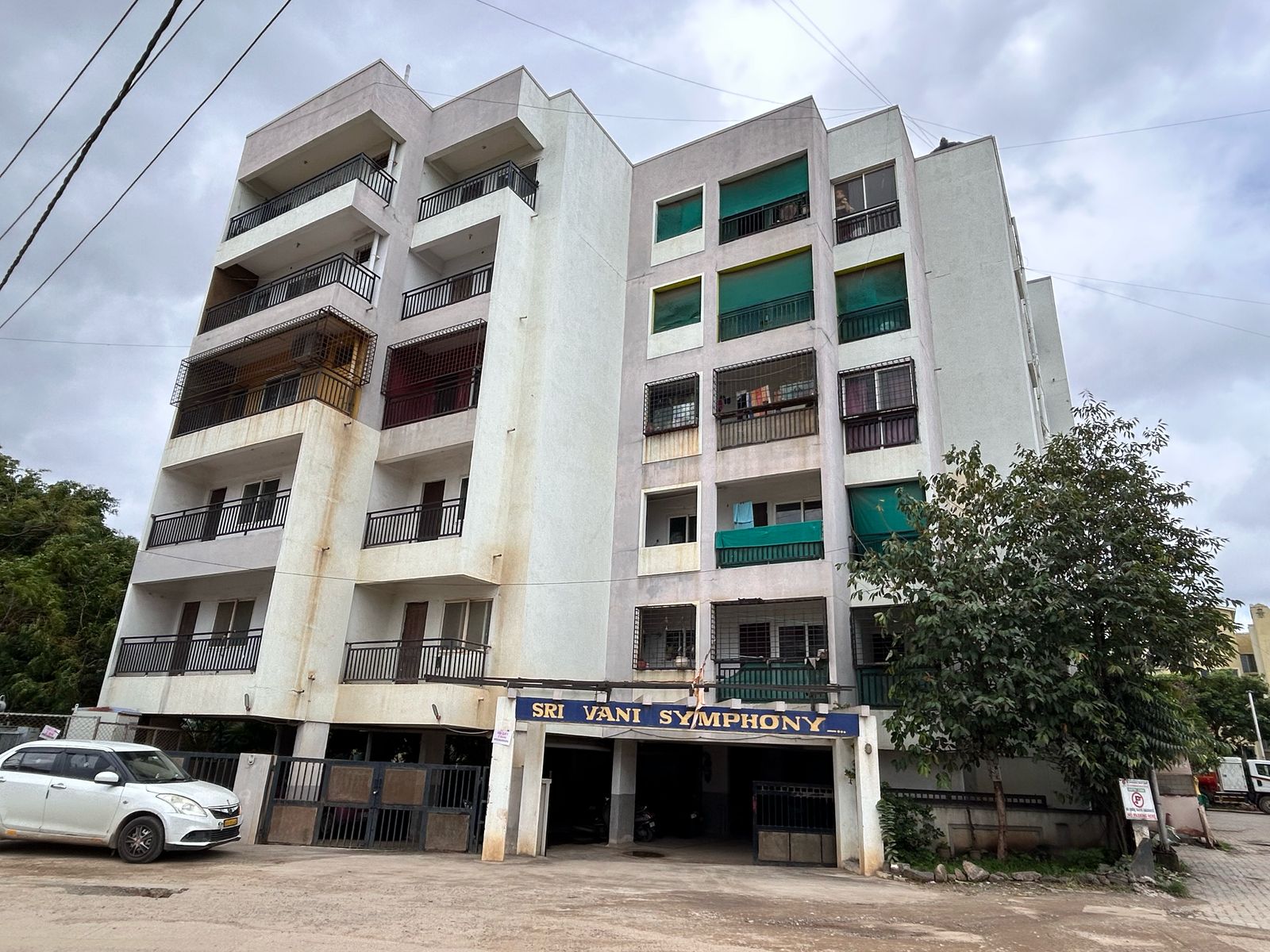 Flat for Sale in Bengaluru — photo 1