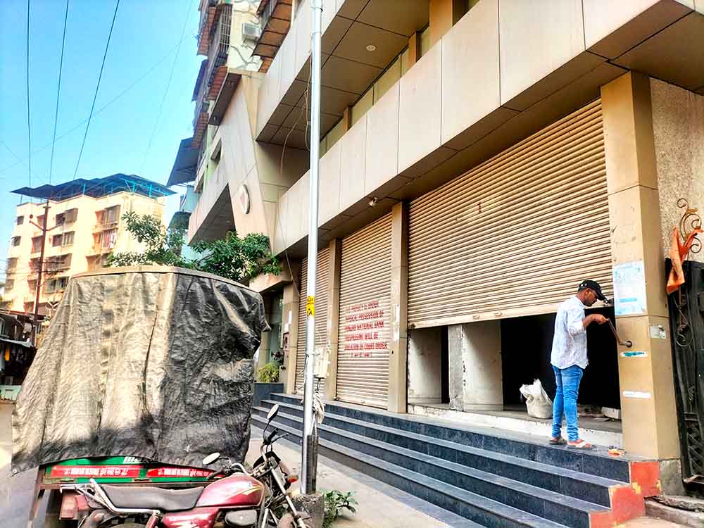Shops for Sale in Kalyan — photo 1