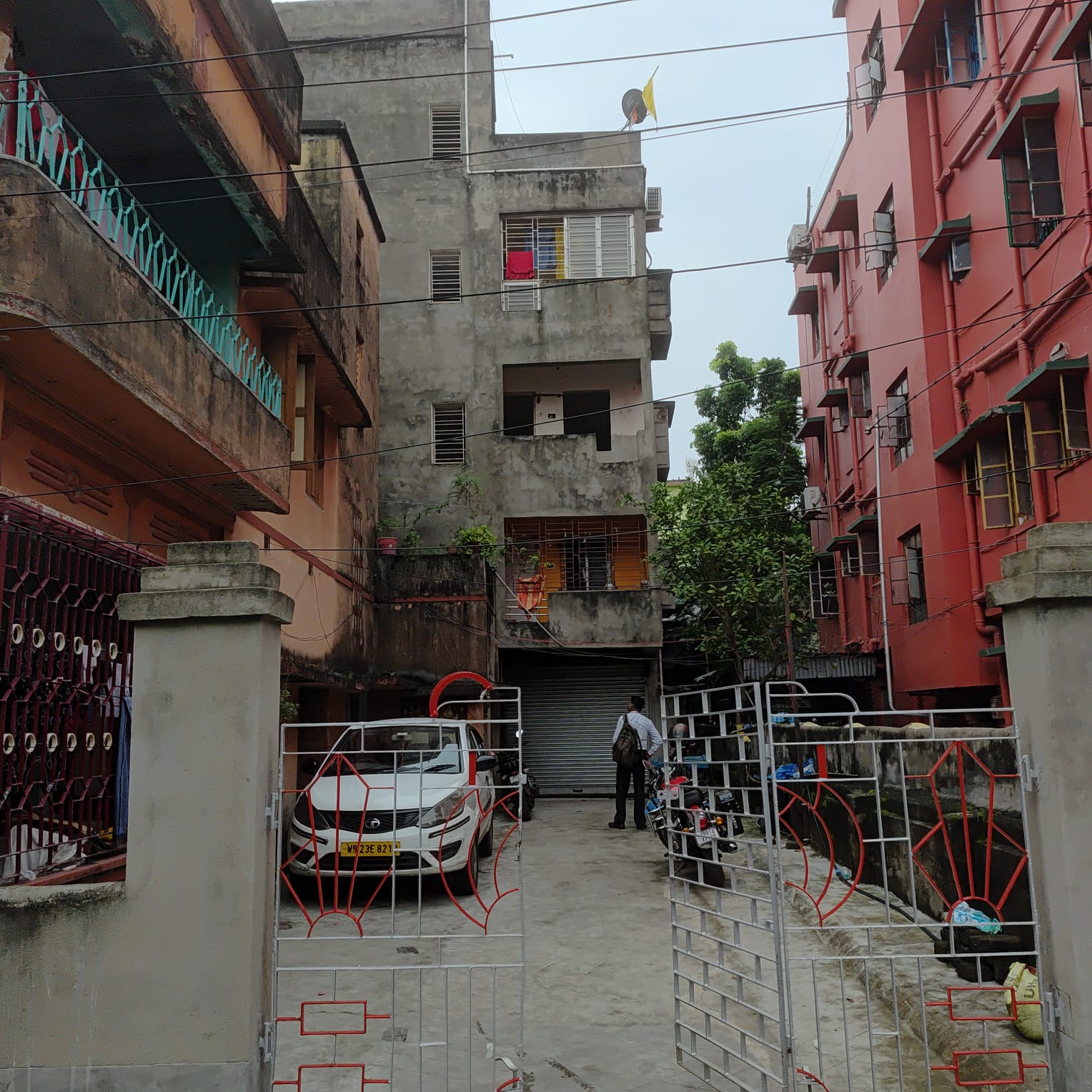 4 BHK Flat for Sale in MATRI BHAVAN APARTMENT, NEAR NANDAN KANAN DURGA MANDIR AND JYOTI BANQUET HALL, Uttarpara Kotrung — photo 16