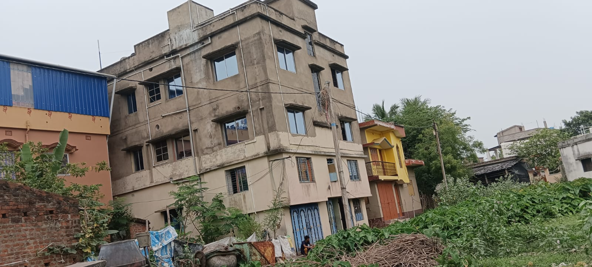 Individual House for Sale in MOUZA SADHANPUR, JL NO 69, VILLAGE SADHANPUR, PO BAJEPRATAPPUR AND PS BURDWAN NEAR BANDHAN BANK, Burdwan — photo 1