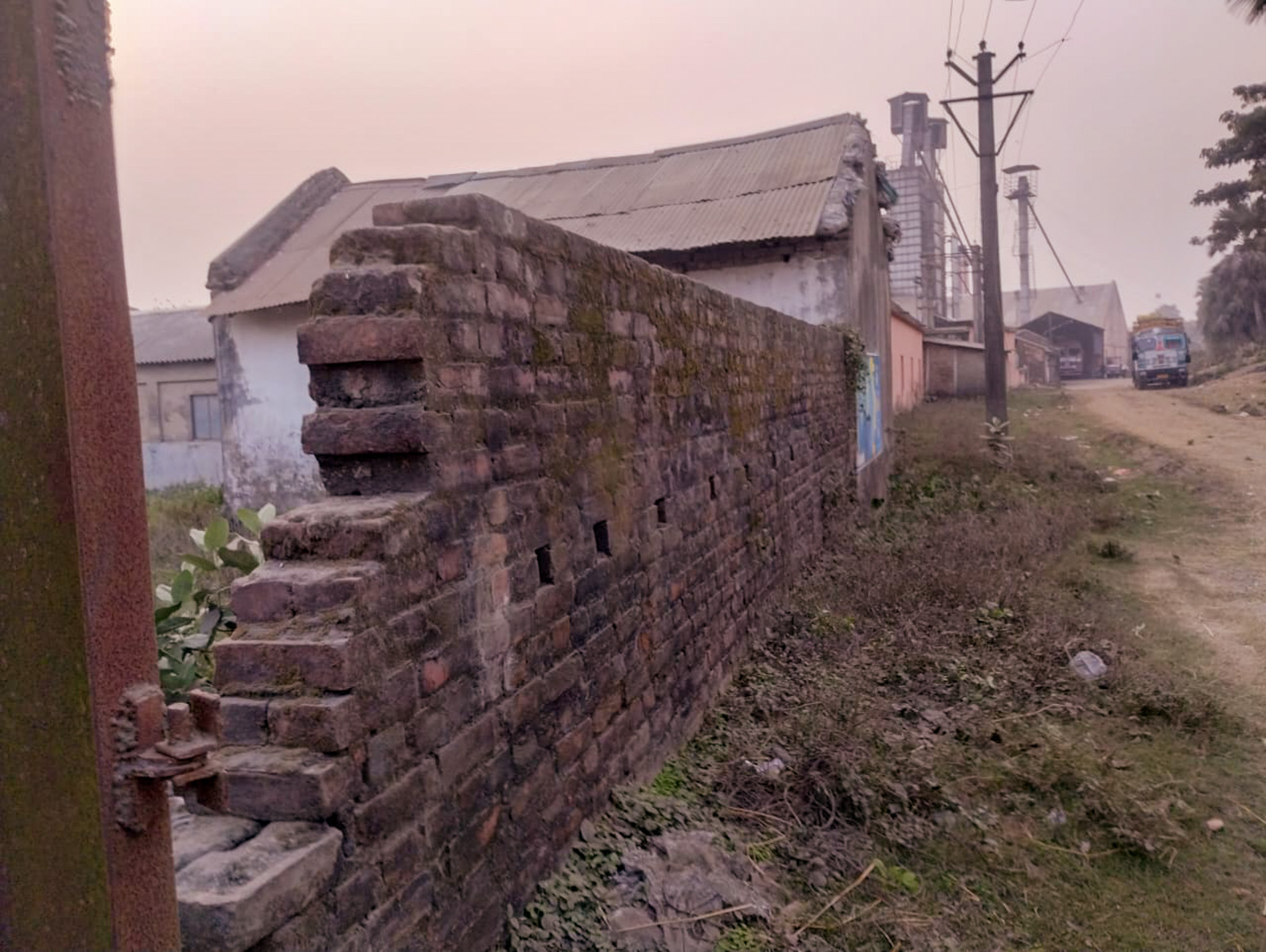 Industrial Plot with Factory Building for Sale in VILLAGE BIJUR , P.O-BIJUR, PS MEMARI, DISTRICT BARDHAMAN ,PINCODE 713422, Memari — photo 2