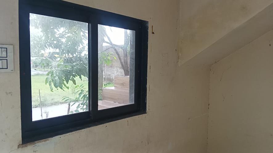 Individual House for Sale in Palsana, Baben — photo 5