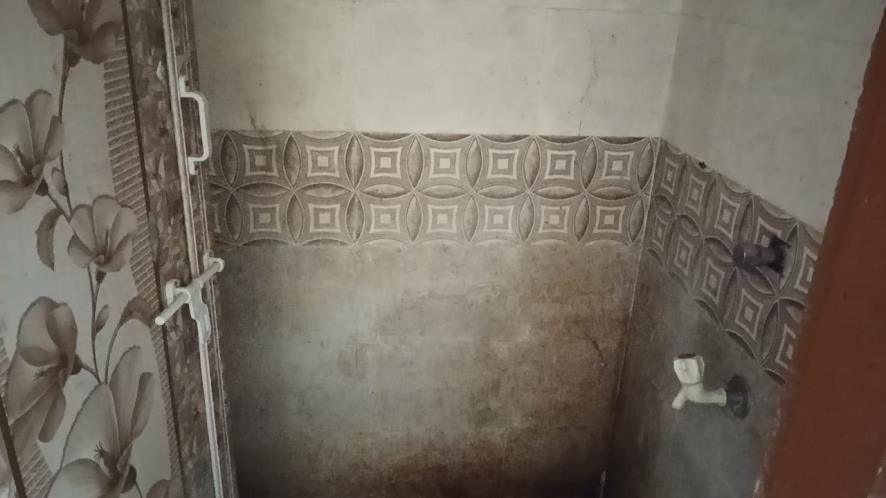 Individual House for Sale in Palsana, Baben — photo 9
