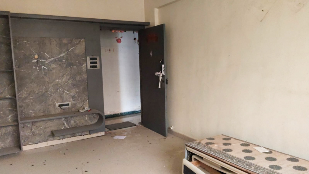 Flat for sale in Ulhasnagar — photo 1