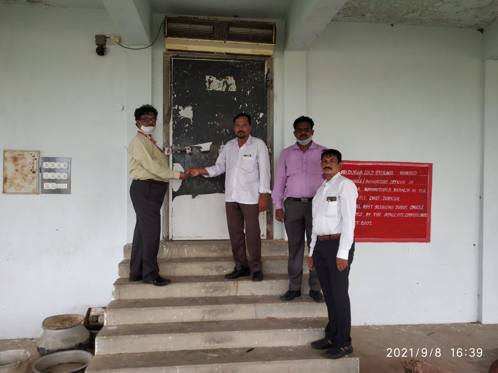 Industrial Plot with Factory Building for sale in naguluppalapadu Naguluppalapadu — photo 1