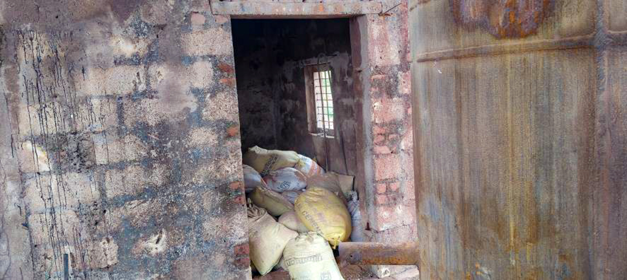 Industrial Plot with Factory Building for sale in Semi Urban Bhatiya — photo 16