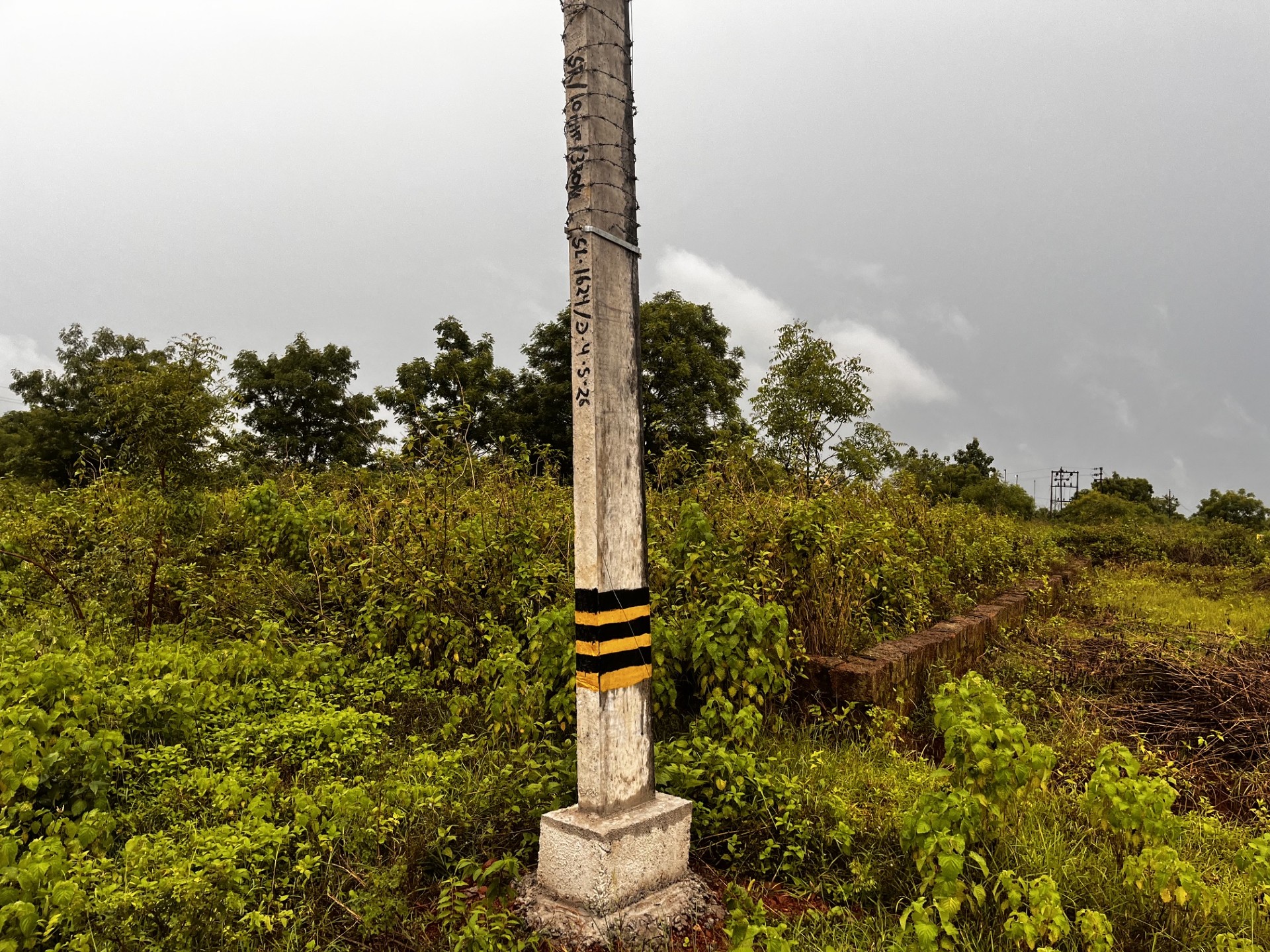 Plot for sale in MAHISAPAT DHENKANAL ODISHA Dhenkanal — photo 1