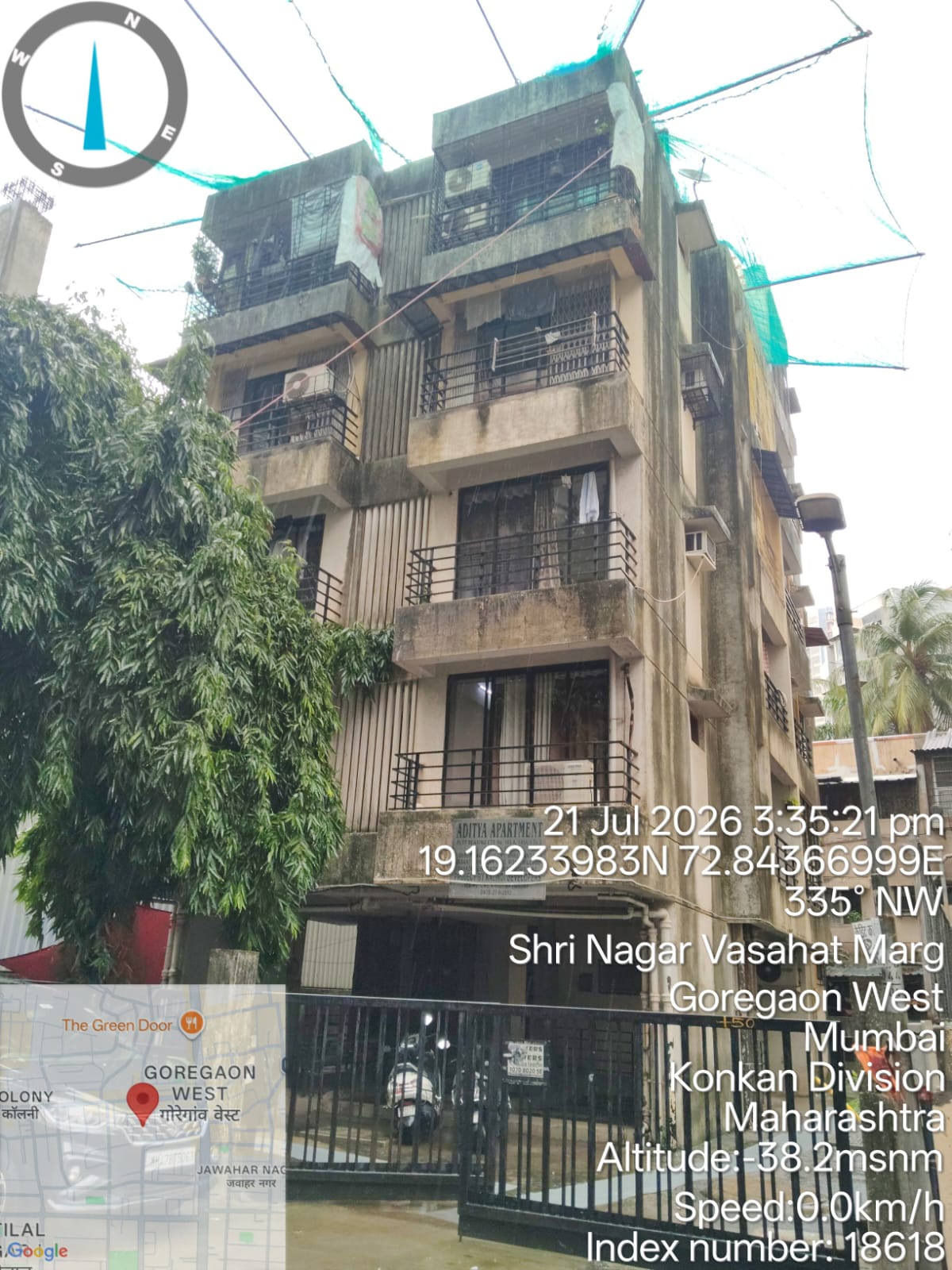2 BHK Flat for sale in Aditya Apartment, Goregaon West Mumbai — photo 2