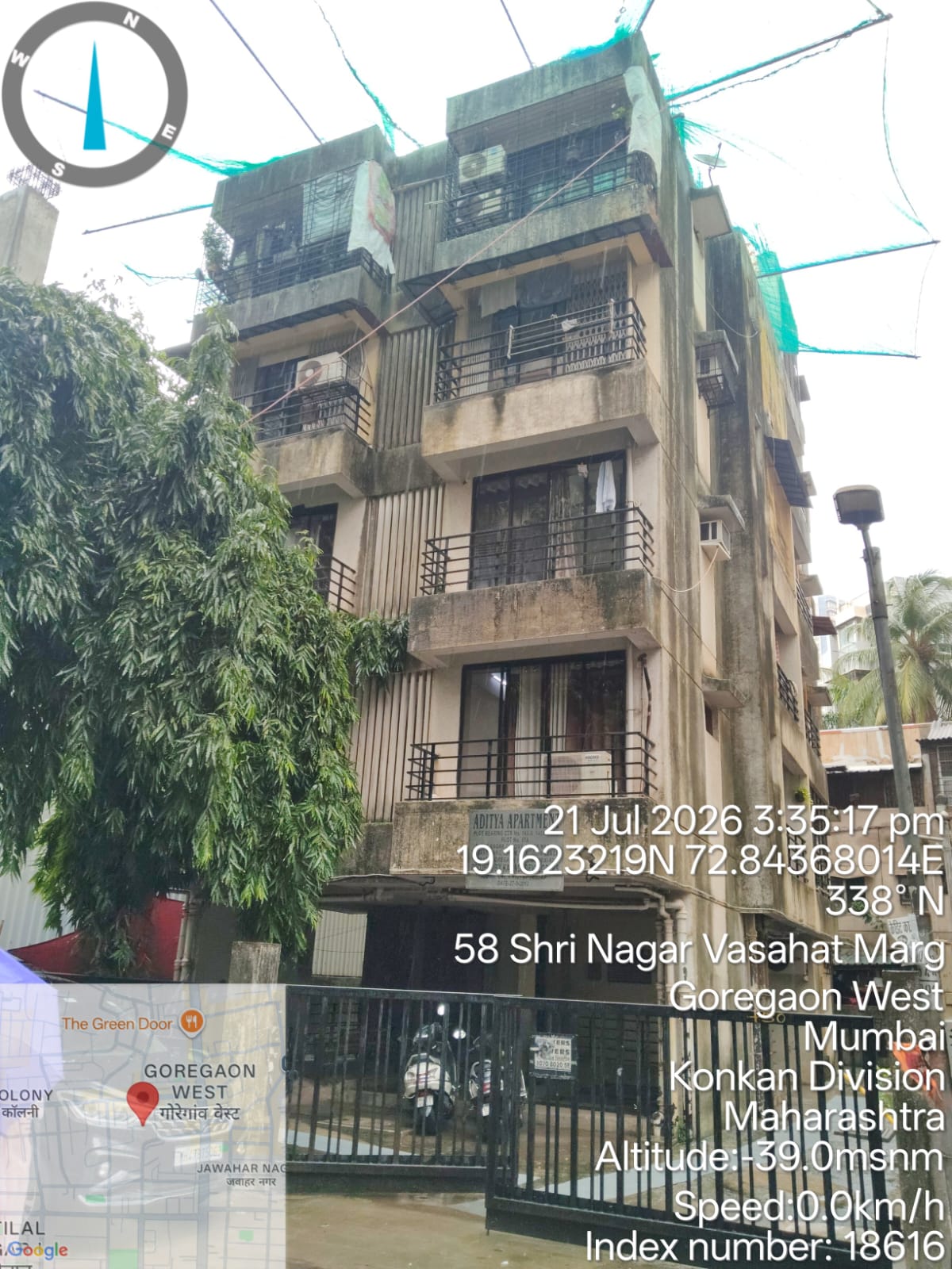 2 BHK Flat for sale in Aditya Apartment, Goregaon West Mumbai — photo 4
