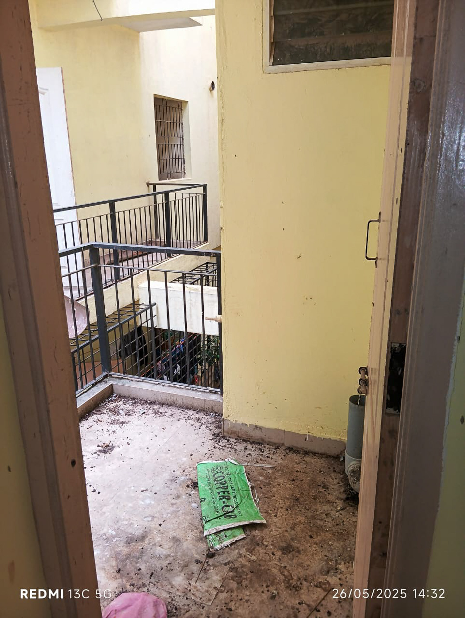 1232 square feet Flat for sale in BENGALURU Bengaluru — photo 6