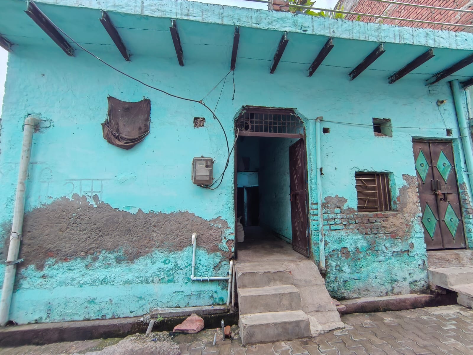 107.02 square meter Individual House for sale in Manoharpur Kayasth, Mukundpur, Near Sahab Singh Karkhana, Tower Gali aligarh Aligarh — photo 2