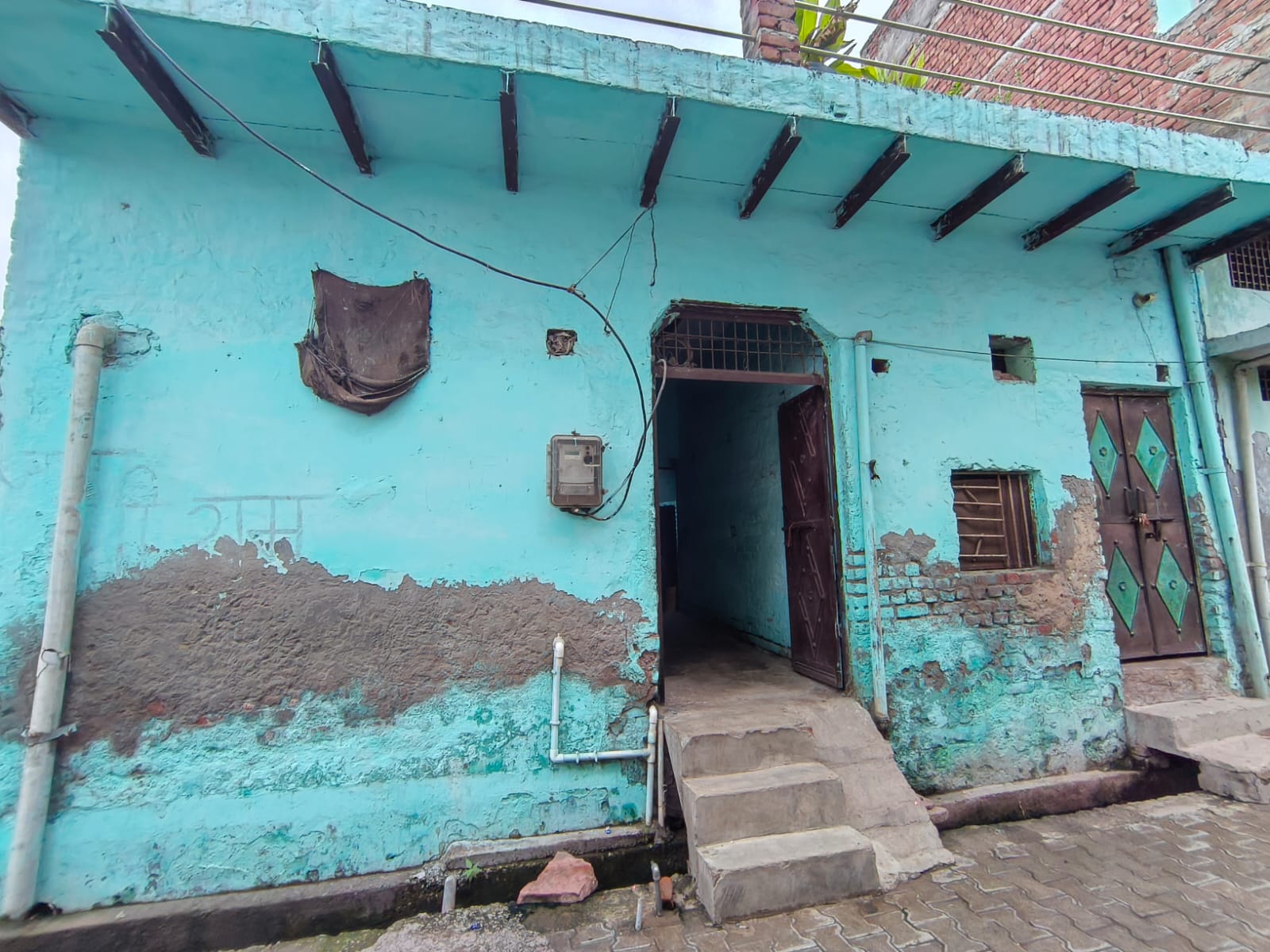 107.02 square meter Individual House for sale in Manoharpur Kayasth, Mukundpur, Near Sahab Singh Karkhana, Tower Gali aligarh Aligarh — photo 3