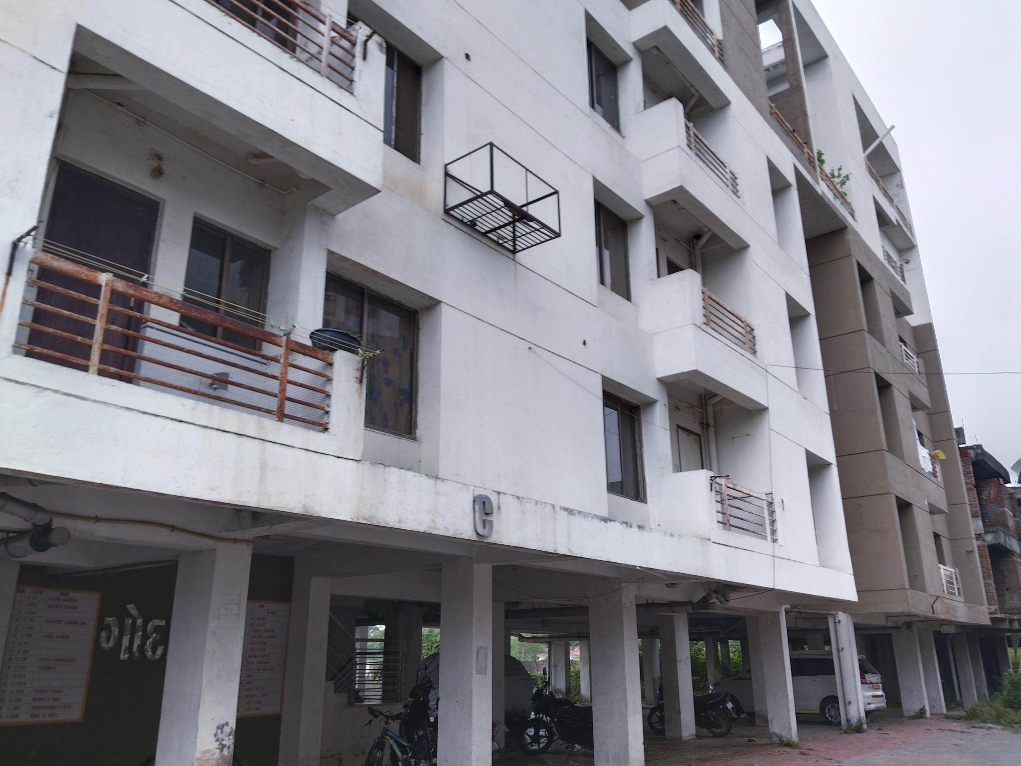 3 BHK Flat for sale in VADODARA Vadodara — photo 3