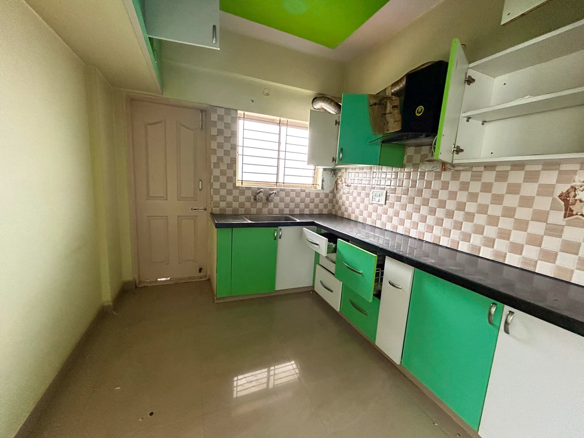 3 BHK Flat for sale in PRAKRUTHI ENCLAVE, Krishnarajapuram Bengaluru — photo 12