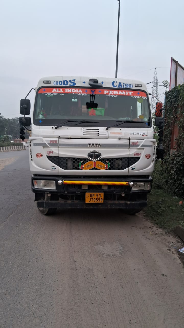 TRUCK for sale in Sant Kabir Nagar Khalilabad — photo 1