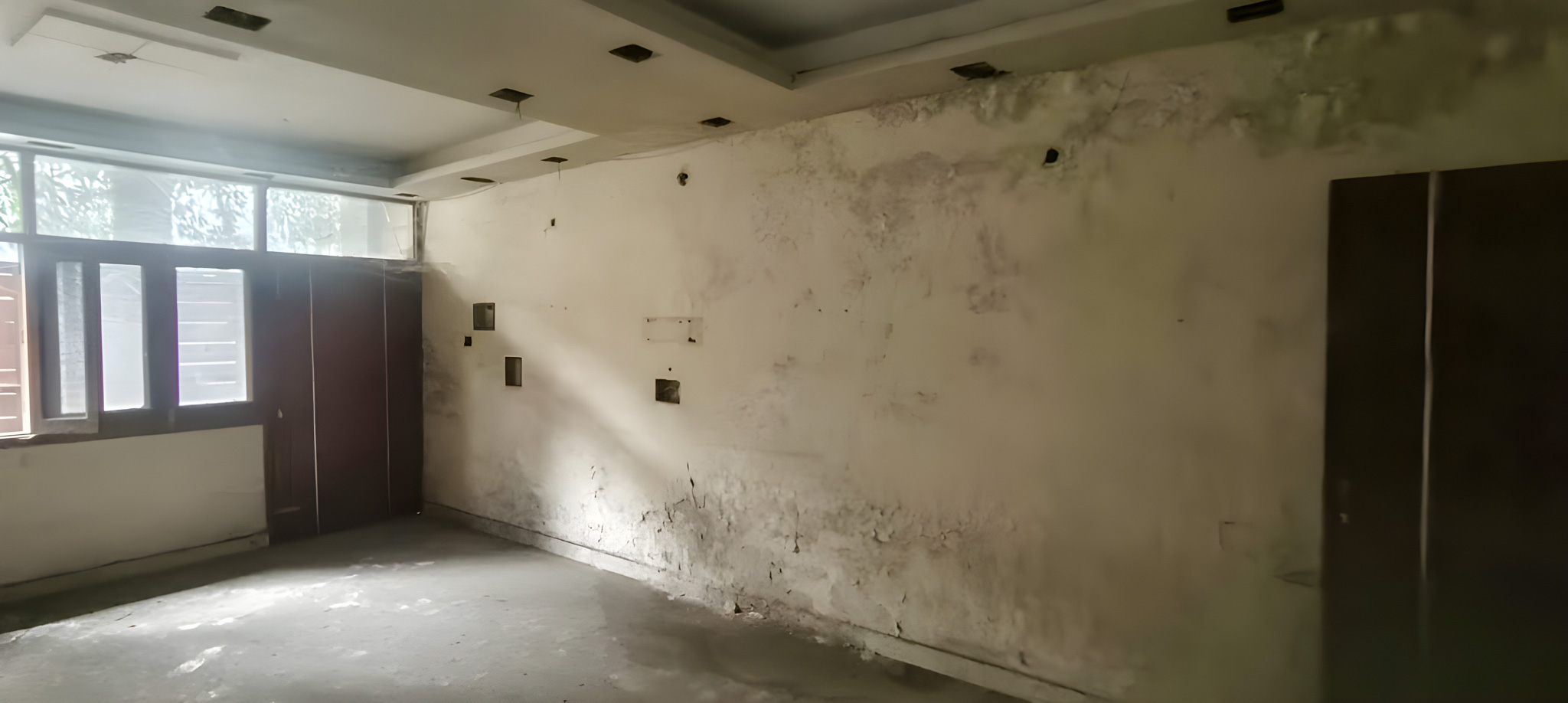 904 square feet Individual House for sale in New Delhi — photo 1