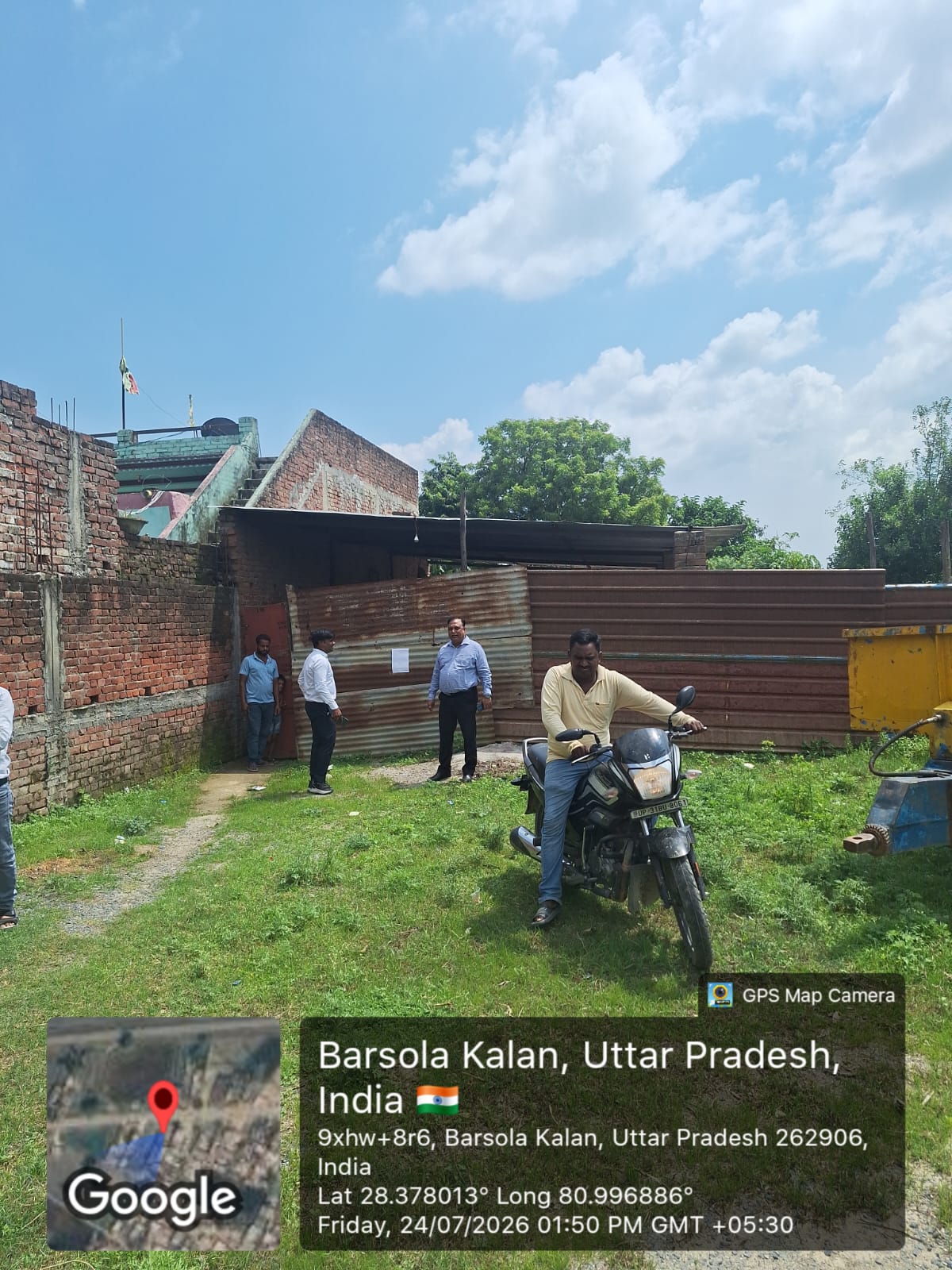 400 square meter Individual House for sale in TIKUNIA Suthana Barsola — photo 1