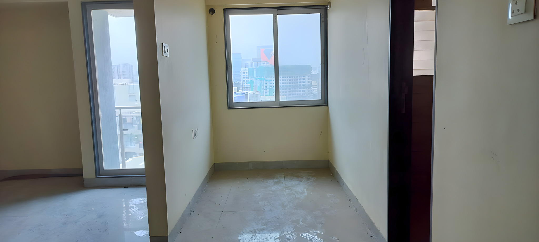 1 BHK Flat for sale in Platinum tower, D N NAGAR Mumbai — photo 12